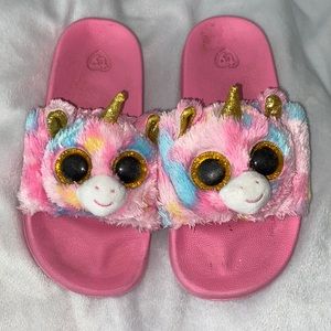 PinkTy slides